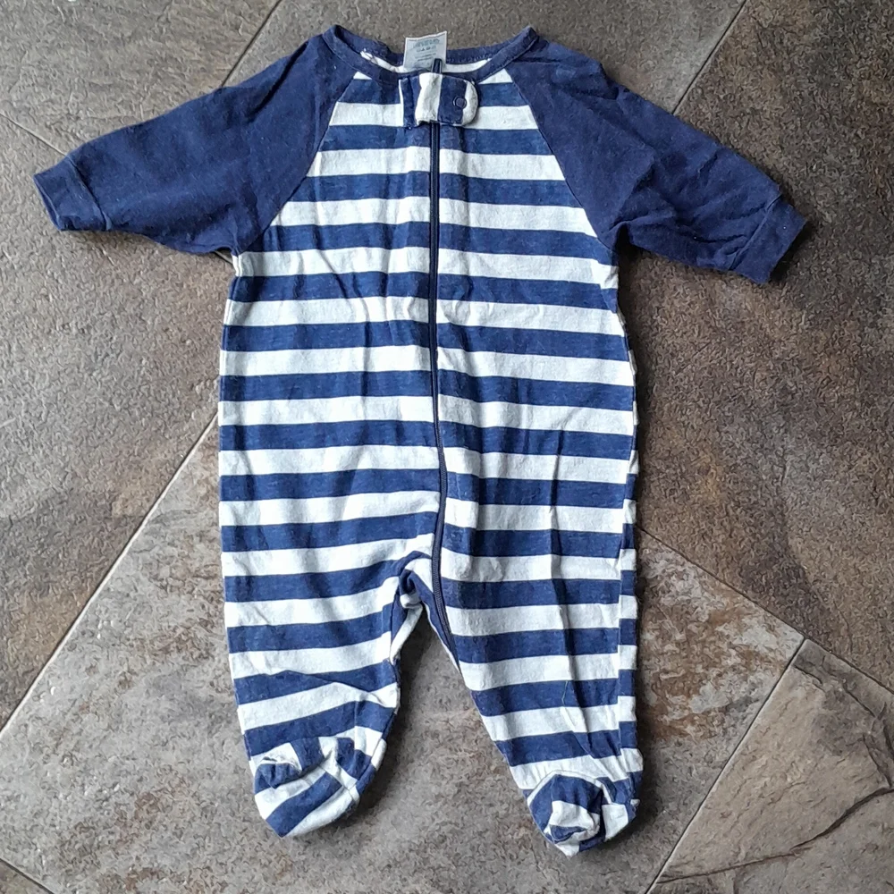 Sleepers - Picture 3 of 3